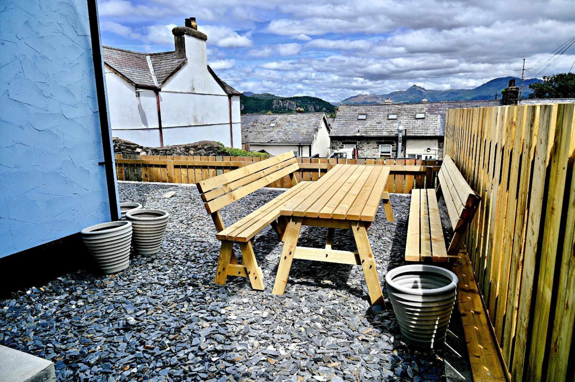Porthmadog, Sleeps 11, 5 Bedrooms, 5 Bathrooms, Mountain Views 外观 照片